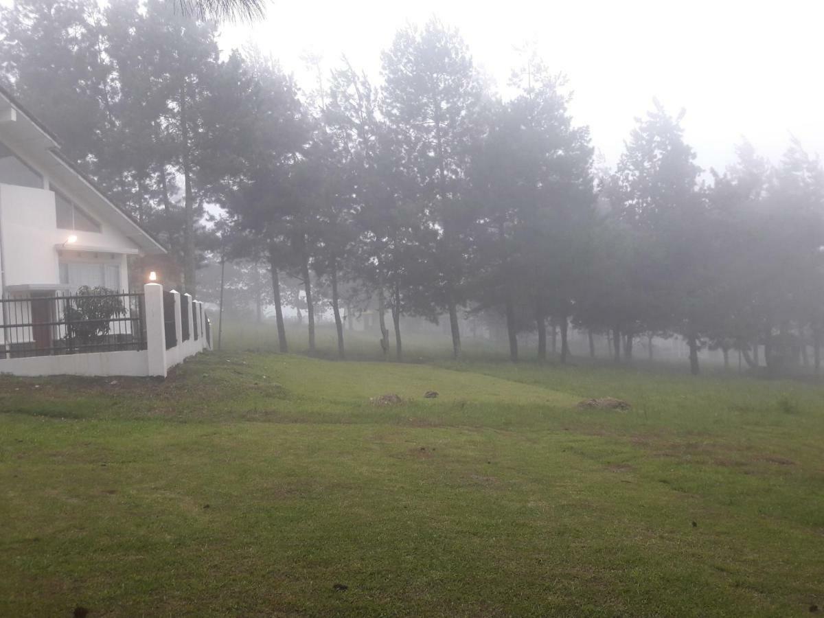 Villa 5Cemara Lembang Bagian luar foto